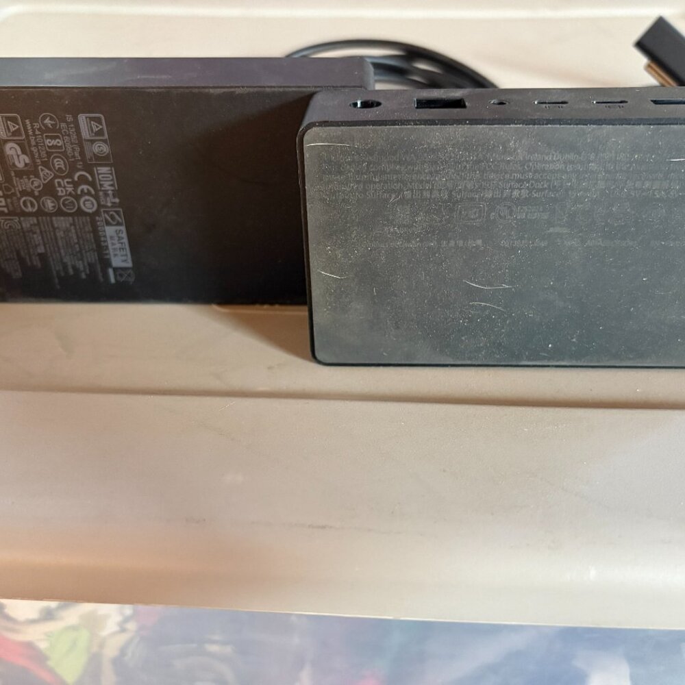 Microsoft Surface Dock 2 Docking Station + HDMI Cable RARE - Picture 4 of 8